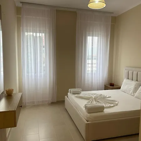 Unique Apartment *